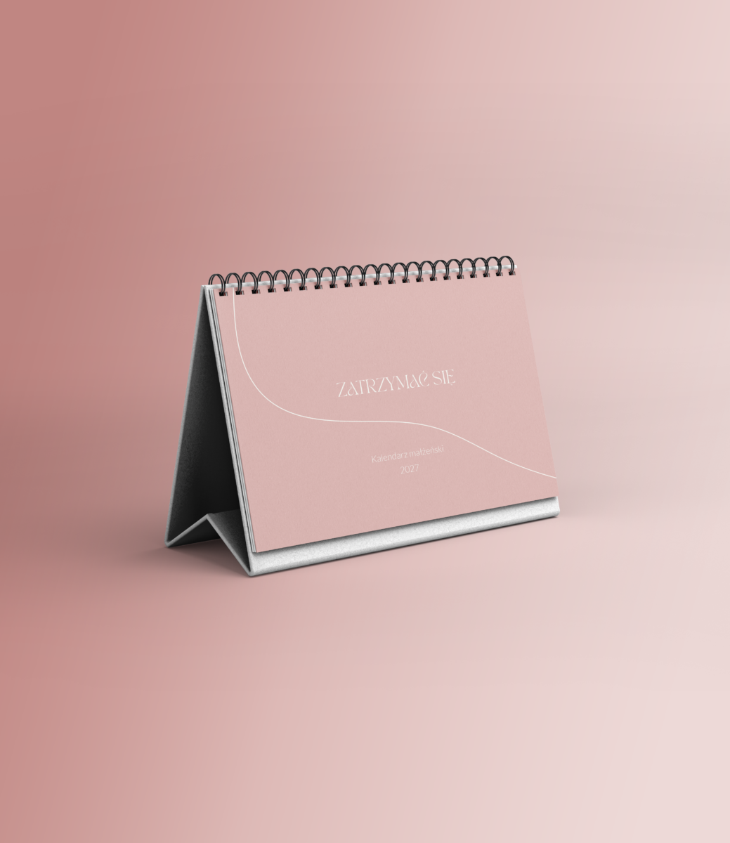 https://naszaodpowiedz.pl/wp-content/uploads/2026/08/Free-Desk-Calendar-Mockup.png